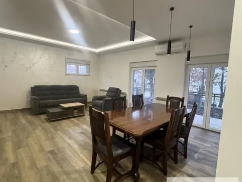 Stan in Novi Banovci