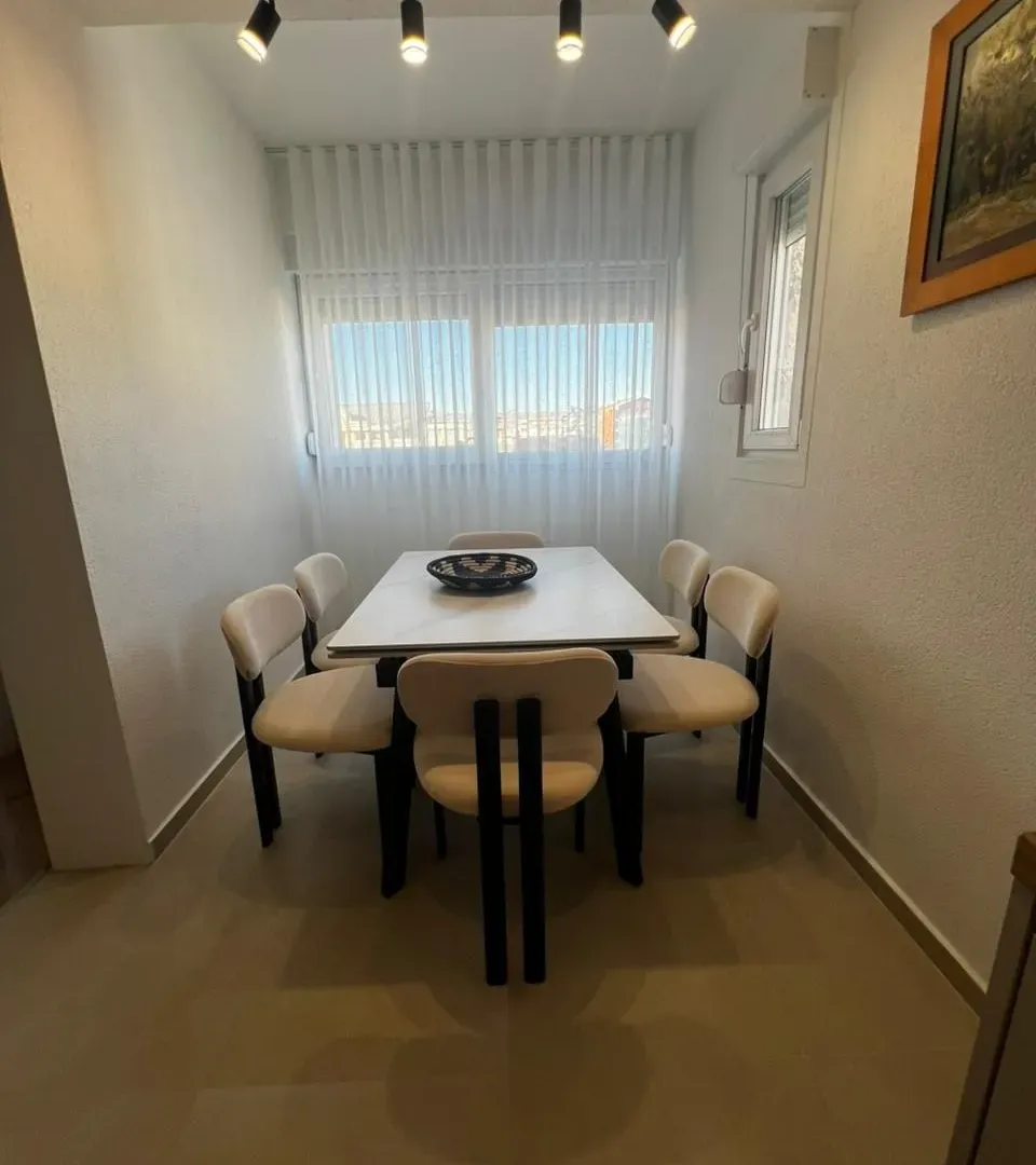 Izdavanje, trosoban stan, 102m², Preko Morače, Podgorica