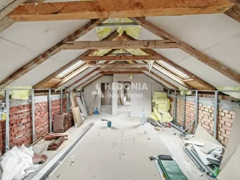 Izdavanje, poslovni prostor, 200m², Jakovo, Surčin - image 12