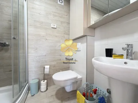 Izdavanje, jednosoban stan, 50m², City Kej, Podgorica - image 9