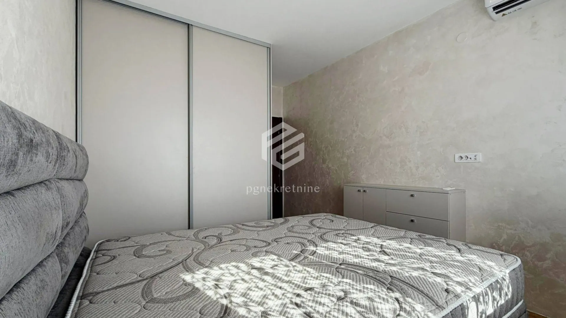 Rent, one bedroom apartment, 43m², Stari Aerodrom, Podgorica