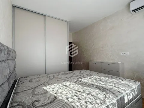 Rent, one bedroom apartment, 43m², Stari Aerodrom, Podgorica - image 11