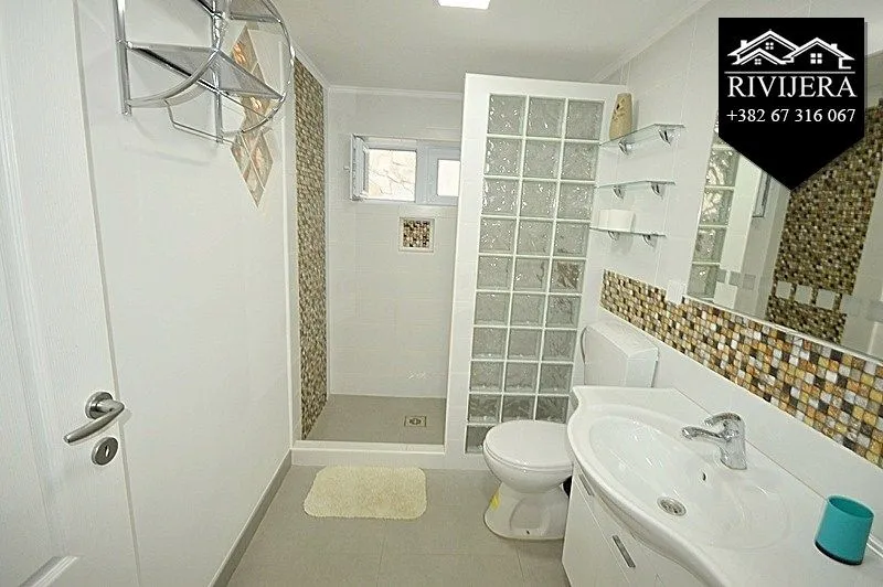 Prodaja, kuća, 117m², Sušćepan, Herceg Novi