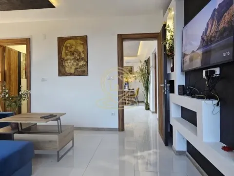 Prodaja, dvosoban stan, 78m², Centar, Vrnjačka Banja - image 4