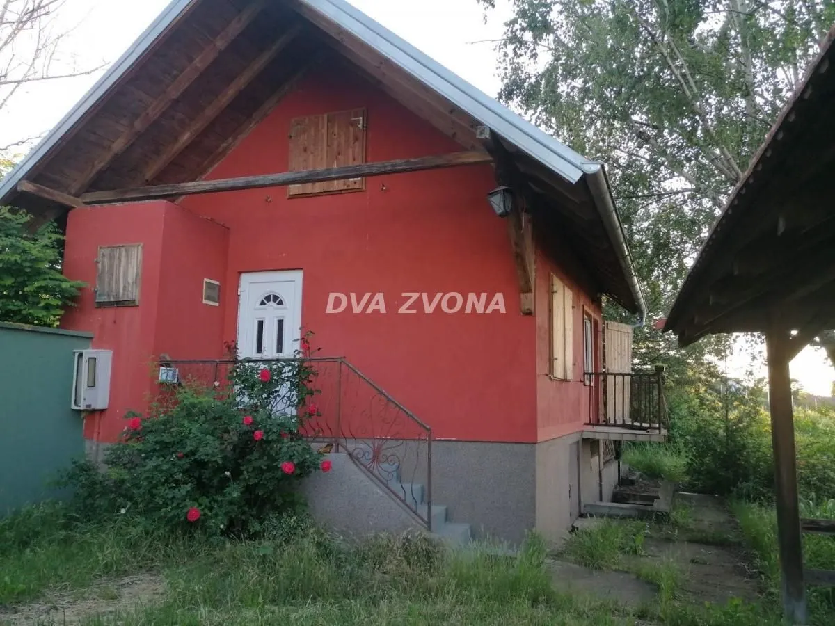 Prodaja, ugostiteljski objekat, 630m², Stari Slankamen, Inđija