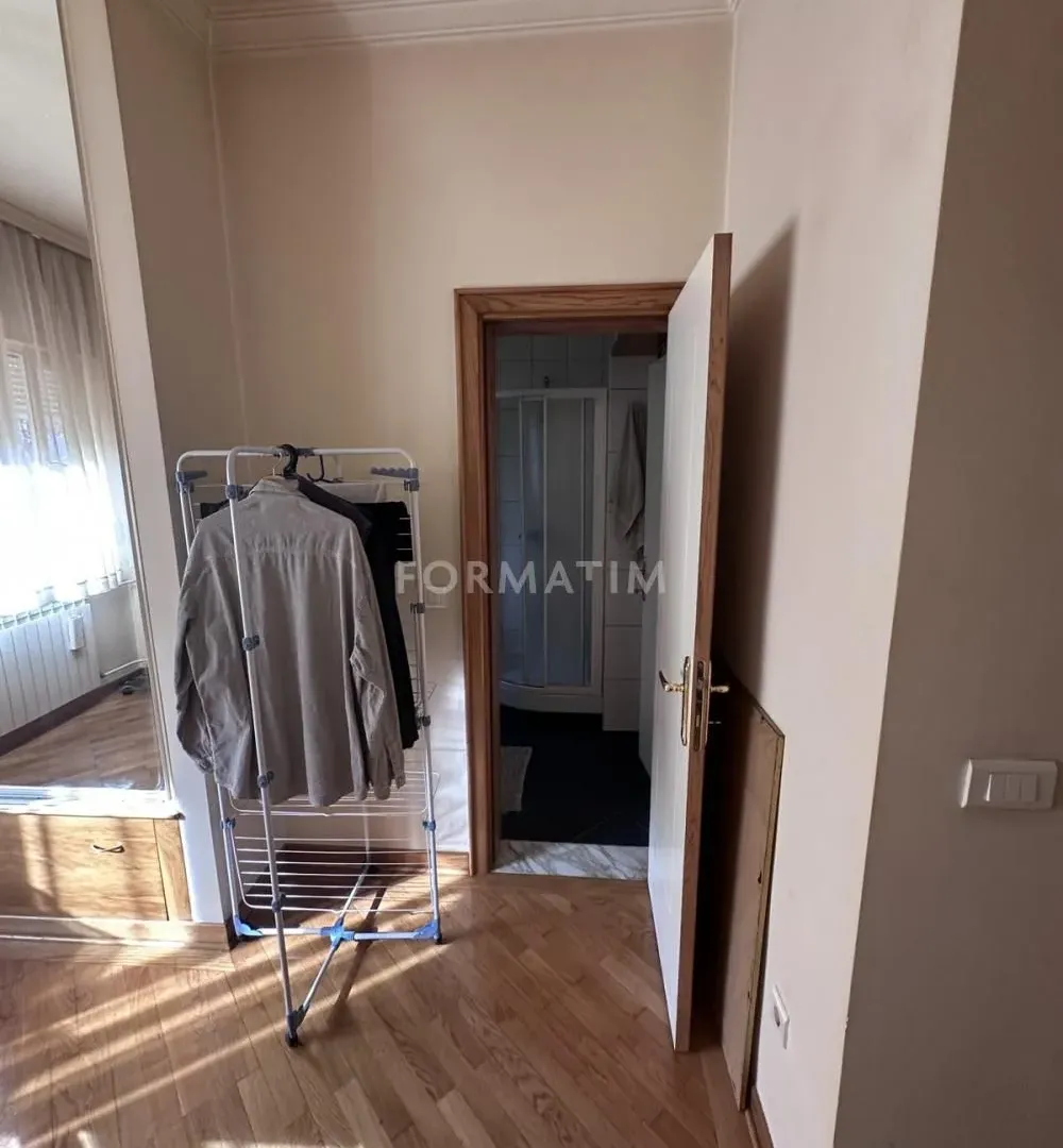 Prodaja, dvosoban stan, 57m², Stari Grad, Beograd