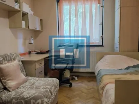 Prodaja, trosoban stan, 84m², Ćuprija, Srbija - image 5