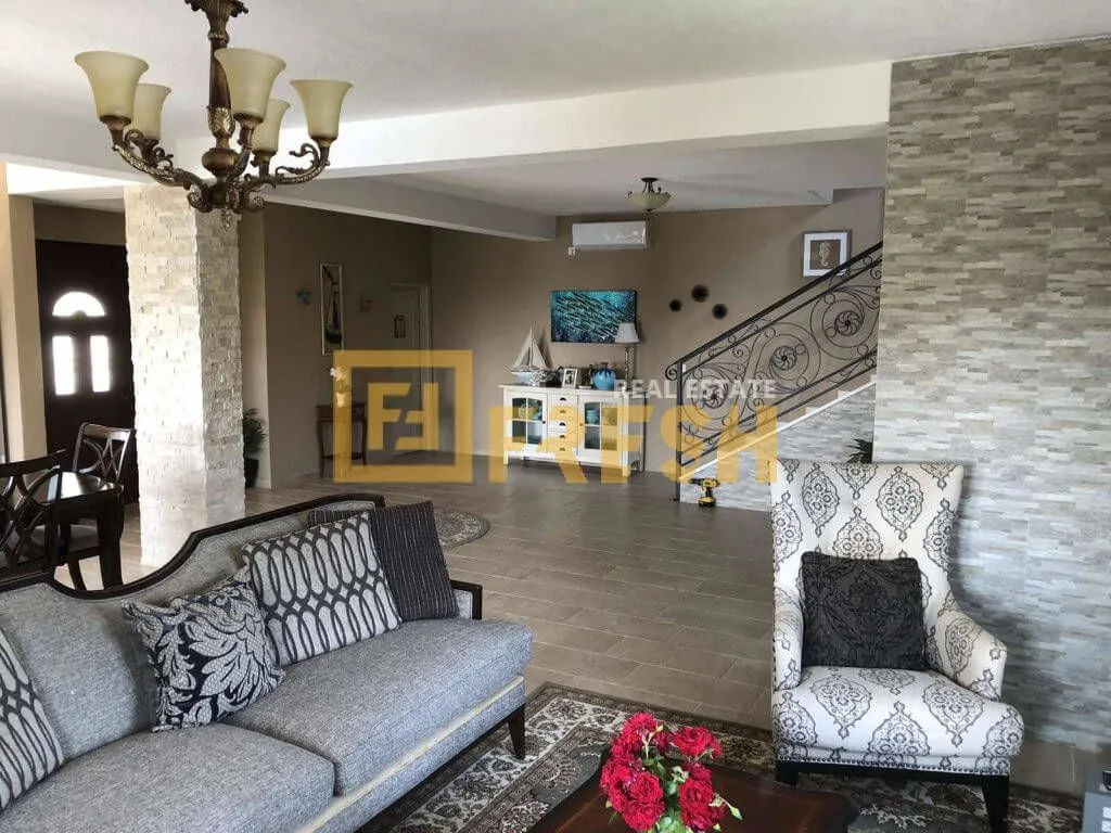 Sale, house, 250m², Ulcinj, Crna Gora