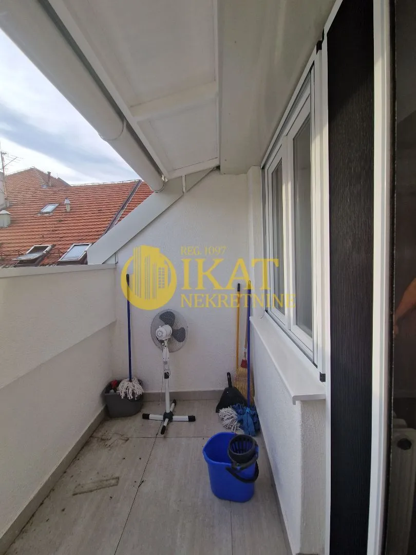 Sale, apartment, 102m², Čukarica, Beograd