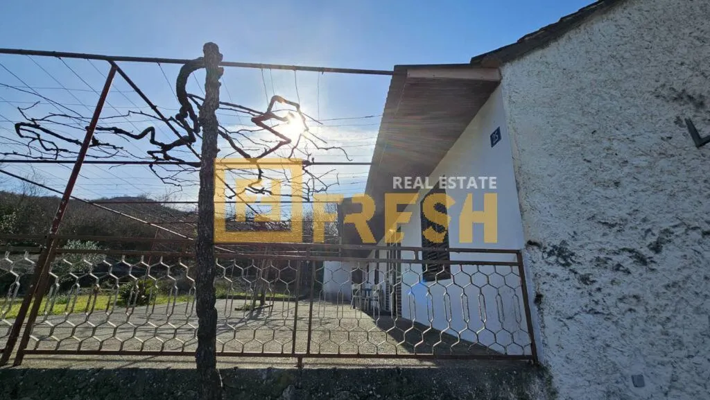 Prodaja, kuća, 80m², Beri, Podgorica