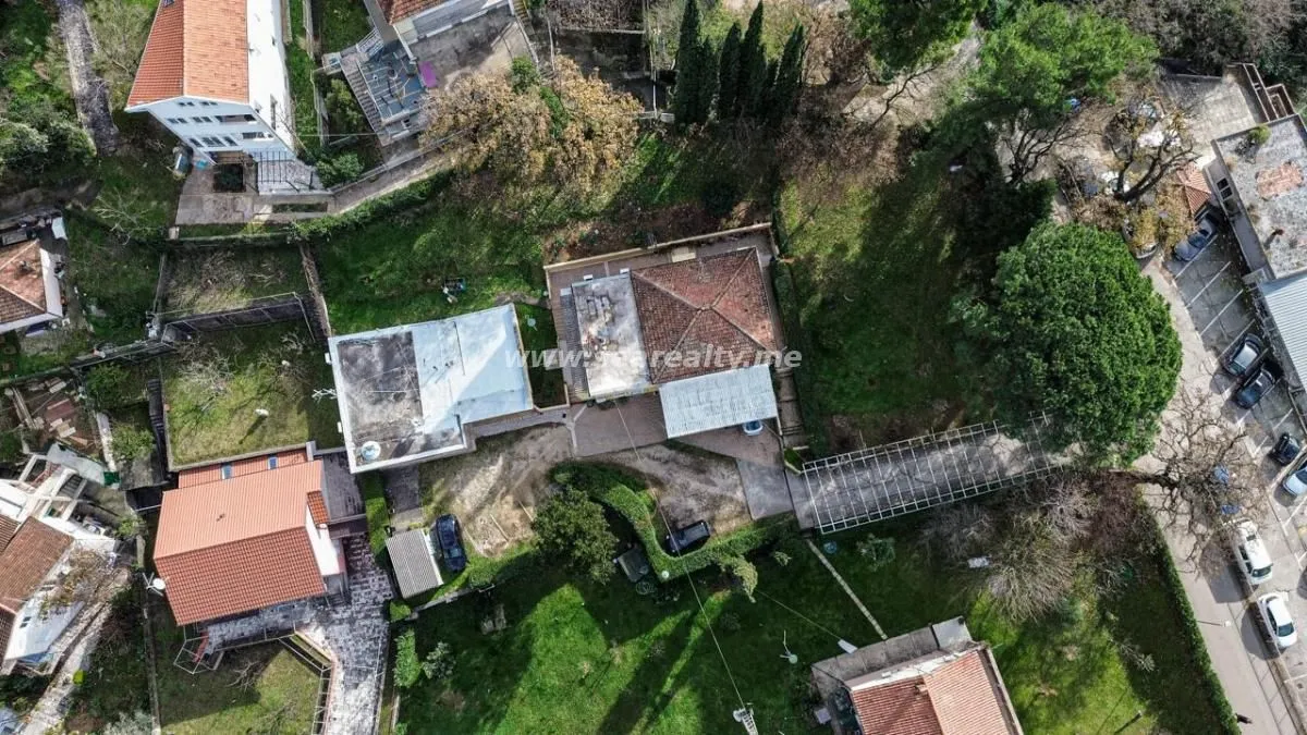 Prodaja, plac, 2300m², Topla, Herceg Novi