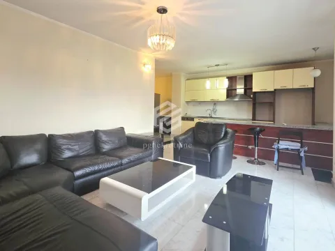 Prodaja, dvosoban stan, 90m², Stari Aerodrom, Podgorica - image 2