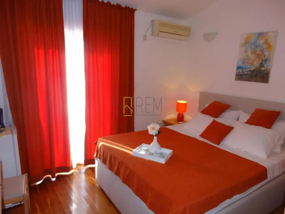 Sale, house, 600m², Sveti Stefan, Budva