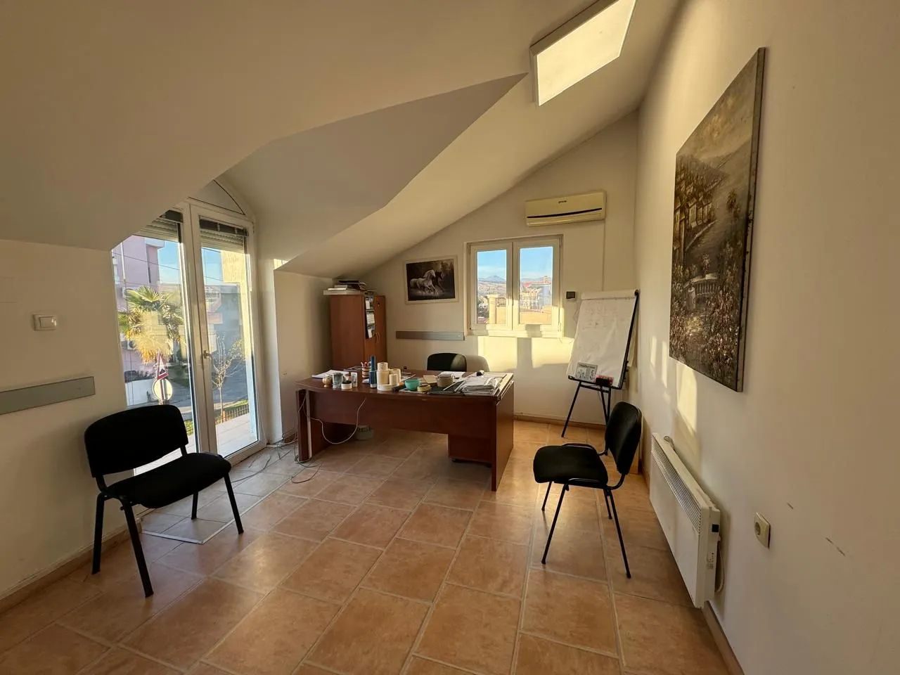 Rent, office space, 120m², Gornja Gorica, Podgorica