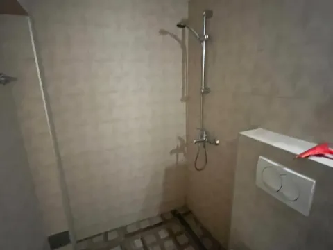 Izdavanje, jednosoban stan, 42m², Budva, Crna Gora - image 12