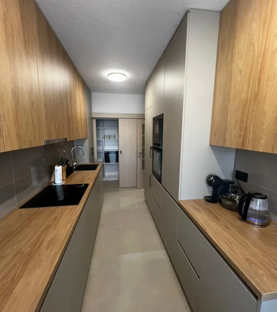 Izdavanje, trosoban stan, 102m², Preko Morače, Podgorica