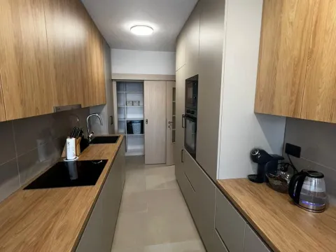 Izdavanje, trosoban stan, 102m², Preko Morače, Podgorica - image 7