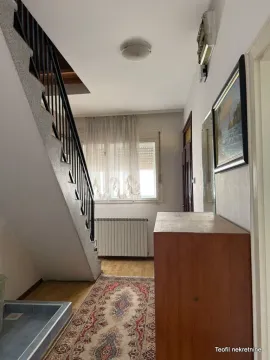 Prodaja, kuća, 200m², Nova Pazova, Stara Pazova - image 17