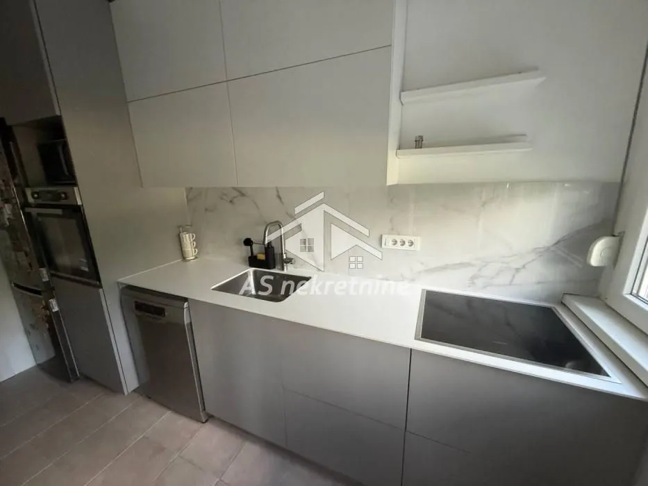 Rent, two bedroom apartment, 50m², Stari Merkator, Novi Beograd Sve Podlokacije