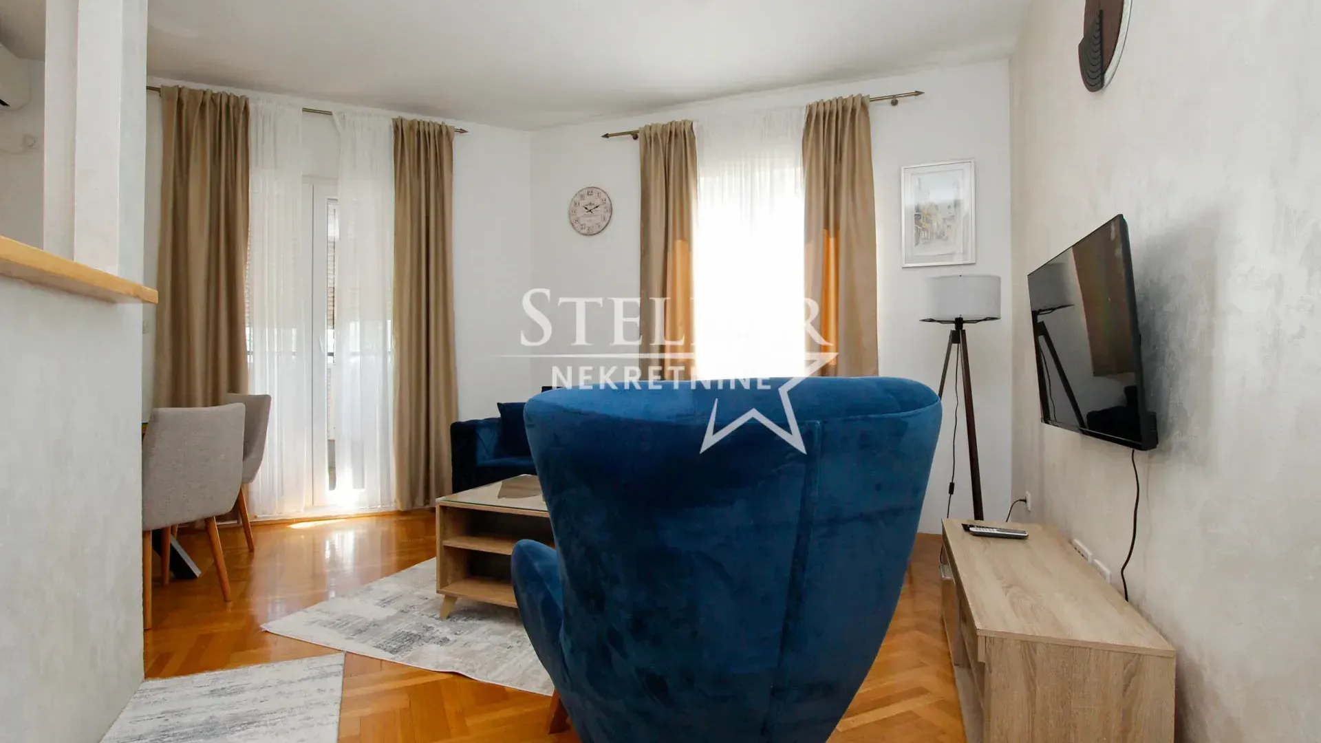 Izdavanje, jednosoban stan, 43m², Stari Aerodrom, Podgorica