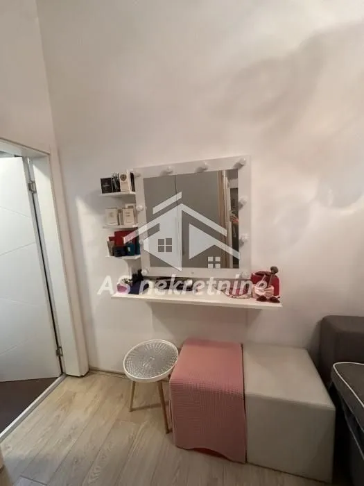 Izdavanje, trosoban stan, 80m², Bogoslovija, Palilula Sve Podlokacije