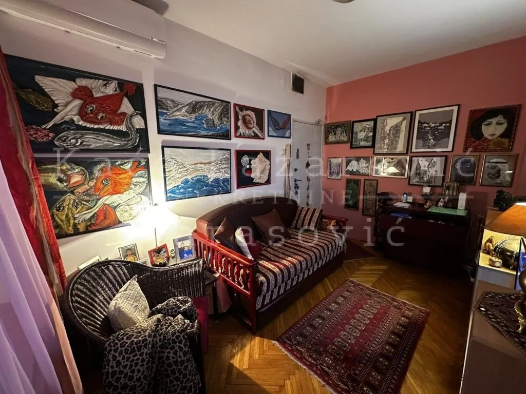 Prodaja, dvosoban stan, 43m², Stari Grad, Beograd