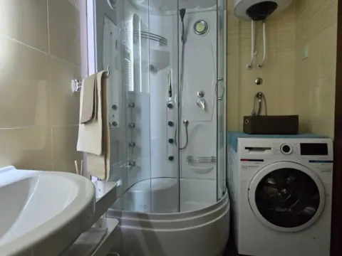 Sale, one bedroom apartment, 37m², Gorica C, Podgorica - image 12