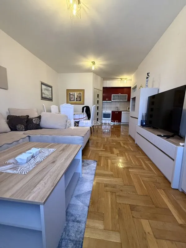 Rent, one bedroom apartment, 56m², City Kvart, Podgorica