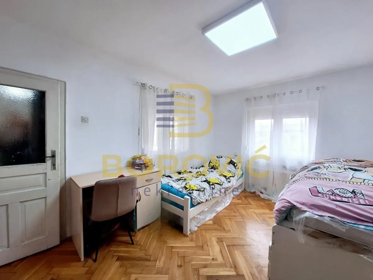 Sale, house, 80m², Voždovac Sve Podlokacije, Beograd