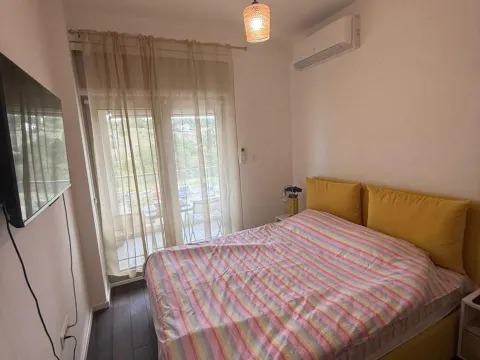 Rent, two bedroom apartment, 73m², Vezirov Most, Podgorica - image 5