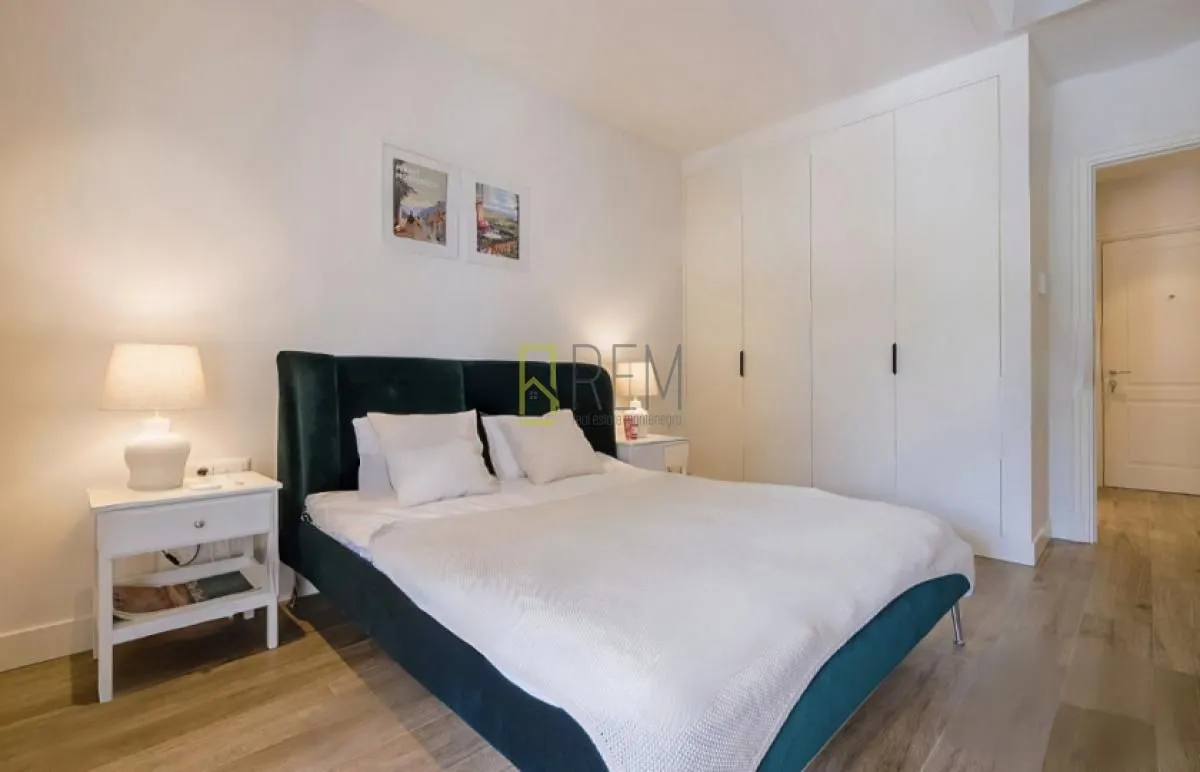 Prodaja, jednosoban stan, 69m², Herceg Novi, Crna Gora