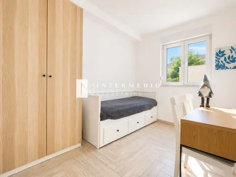 Prodaja, dvosoban stan, 62m², Kumbor, Herceg Novi - image 9