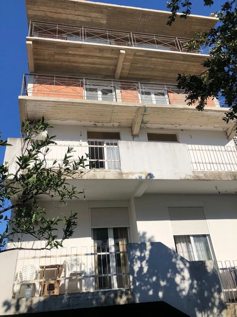 Prodaja, kuća, 365m², Šušanj, Bar