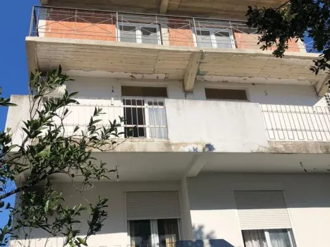 Prodaja, kuća, 365m², Šušanj, Bar - image 8