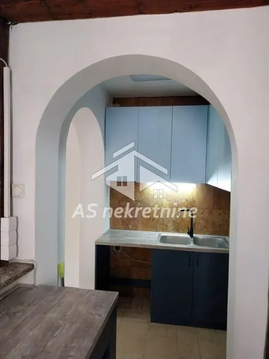 Rent, house, 260m², Neimar, Vračar Sve Podlokacije
