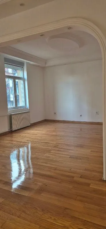 Rent, studio apartment, 144m², Vračar Sve Podlokacije, Beograd