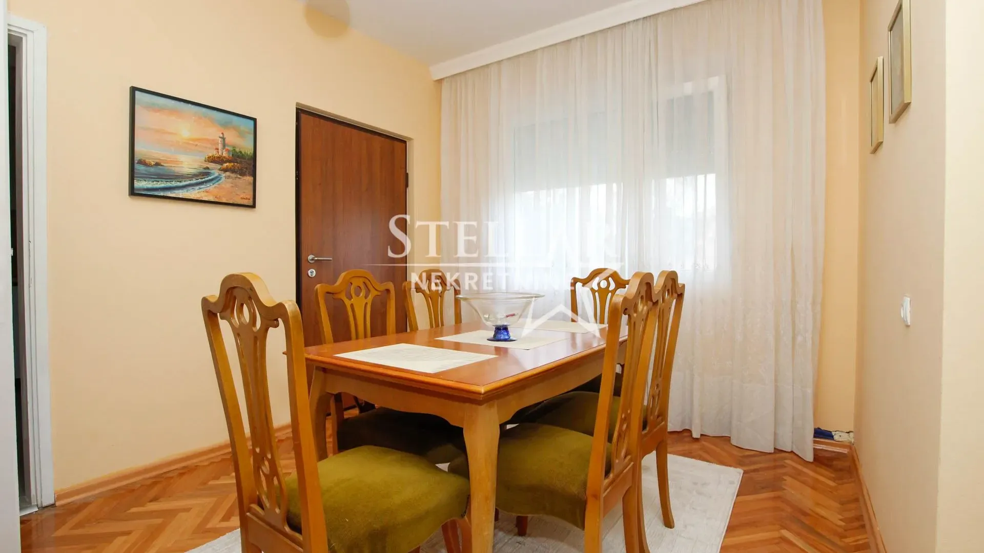Rent, house, 200m², Gornja Gorica, Podgorica