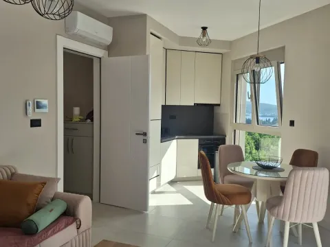 Rent, one bedroom apartment, 41m², Tripovići, Tivat - image 3