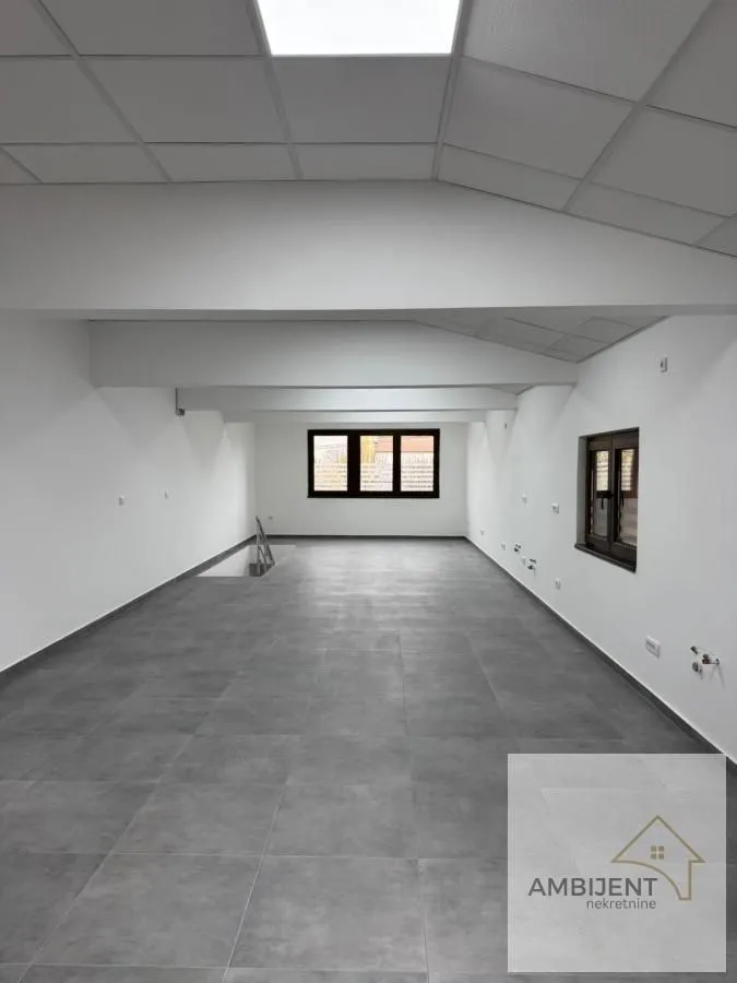 Rent, office space, 150m², Centar, Pančevo