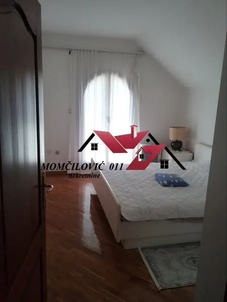 Prodaja, kuća, 175m², Centar, Stara Pazova
