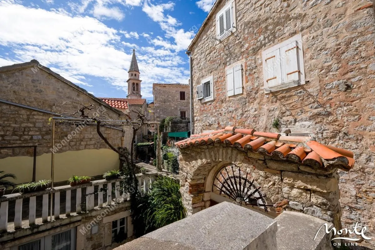 Sale, house, 91m², Stari Grad, Budva