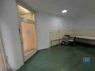 Izdavanje, poslovni prostor, 54m², Centar, Jagodina - image 2