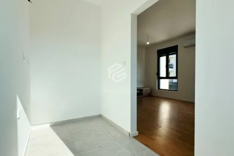 Prodaja, dvosoban stan, 64m², Tološi, Podgorica - image 3