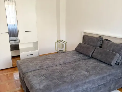 Izdavanje, jednosoban stan, 45m², Zlatica, Podgorica - image 9
