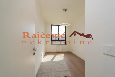 Izdavanje, trosoban stan, 76m², Savski Venac, Beograd - image 14