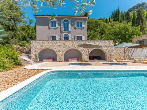 Izdavanje, kuća, 350m², Trebešin, Herceg Novi - image 43