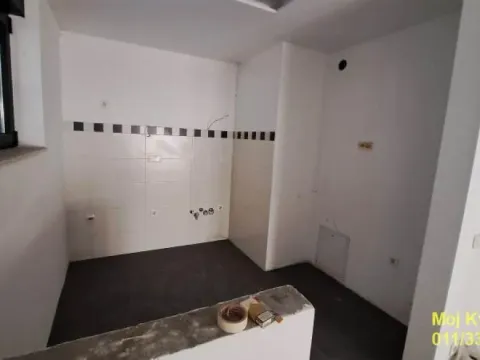 Prodaja, trosoban stan, 70m², Voždovačka Crkva, Voždovac Sve Podlokacije - image 3