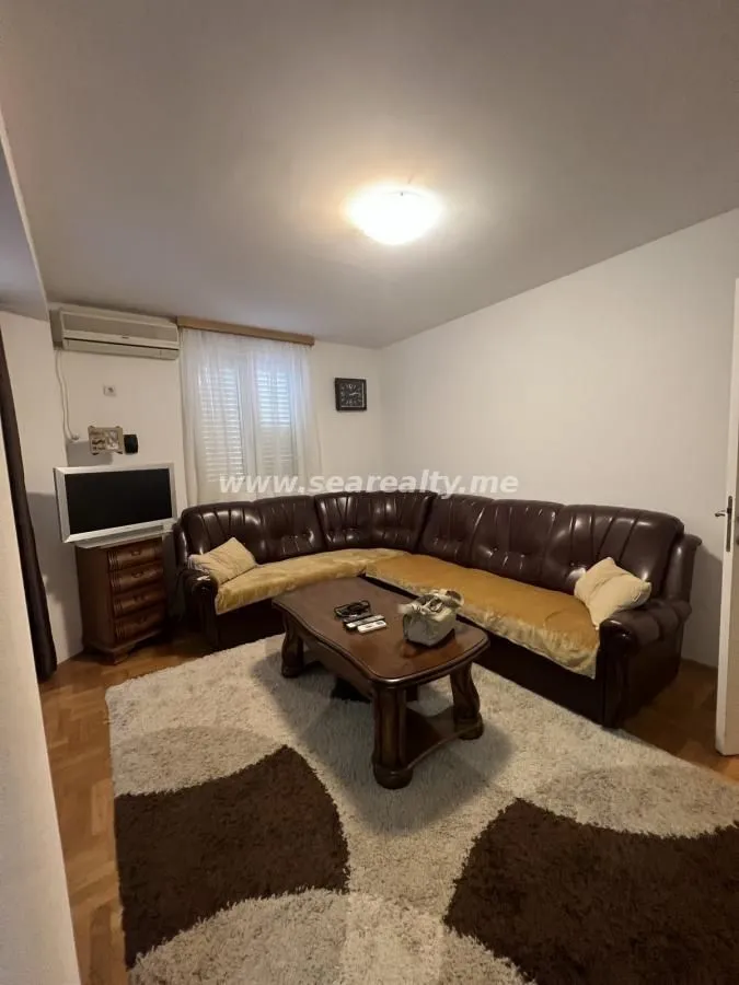 Rent, apartment, 53m², Centar, Budva