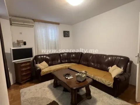 Izdavanje, stan, 53m², Centar, Budva - image 2