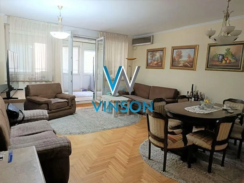 Izdavanje, trosoban stan, 73m², Centar, Novi Sad